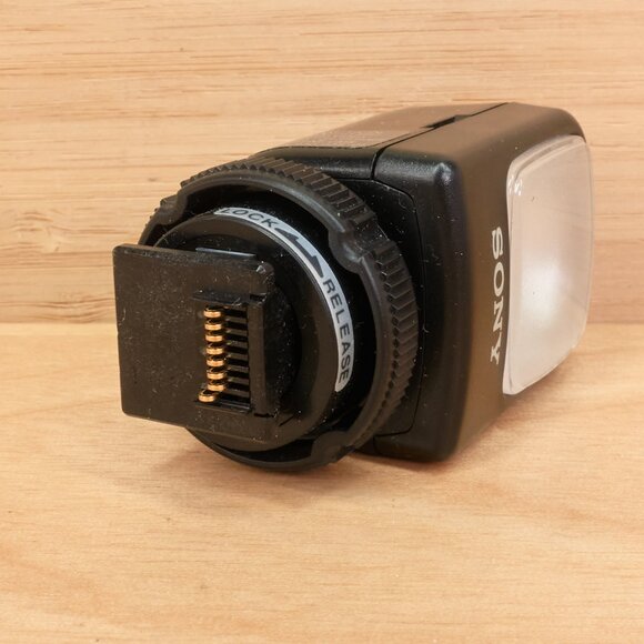 Sony HVL‑S3D Hotshoe DC Video Light 3 W / Tested & Working / Made in Japan - Picture 4 of 5